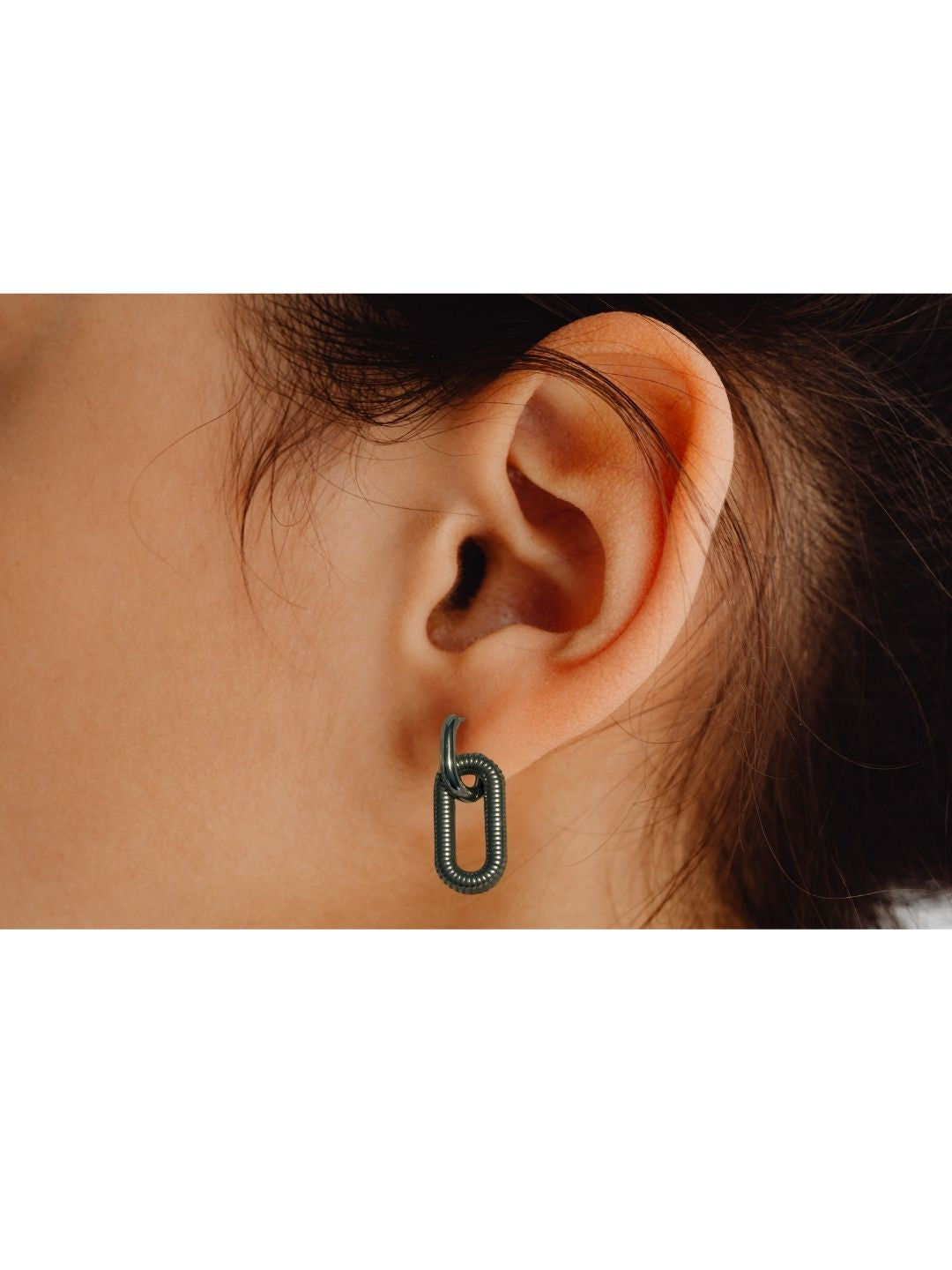 Chain Pendant Earring - Silver