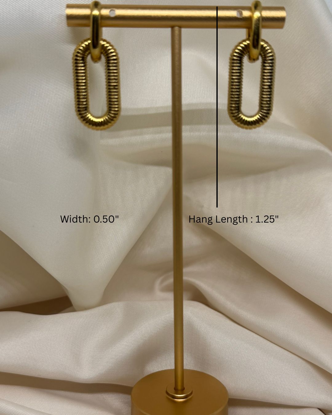 Chain Pendant Earring - Gold