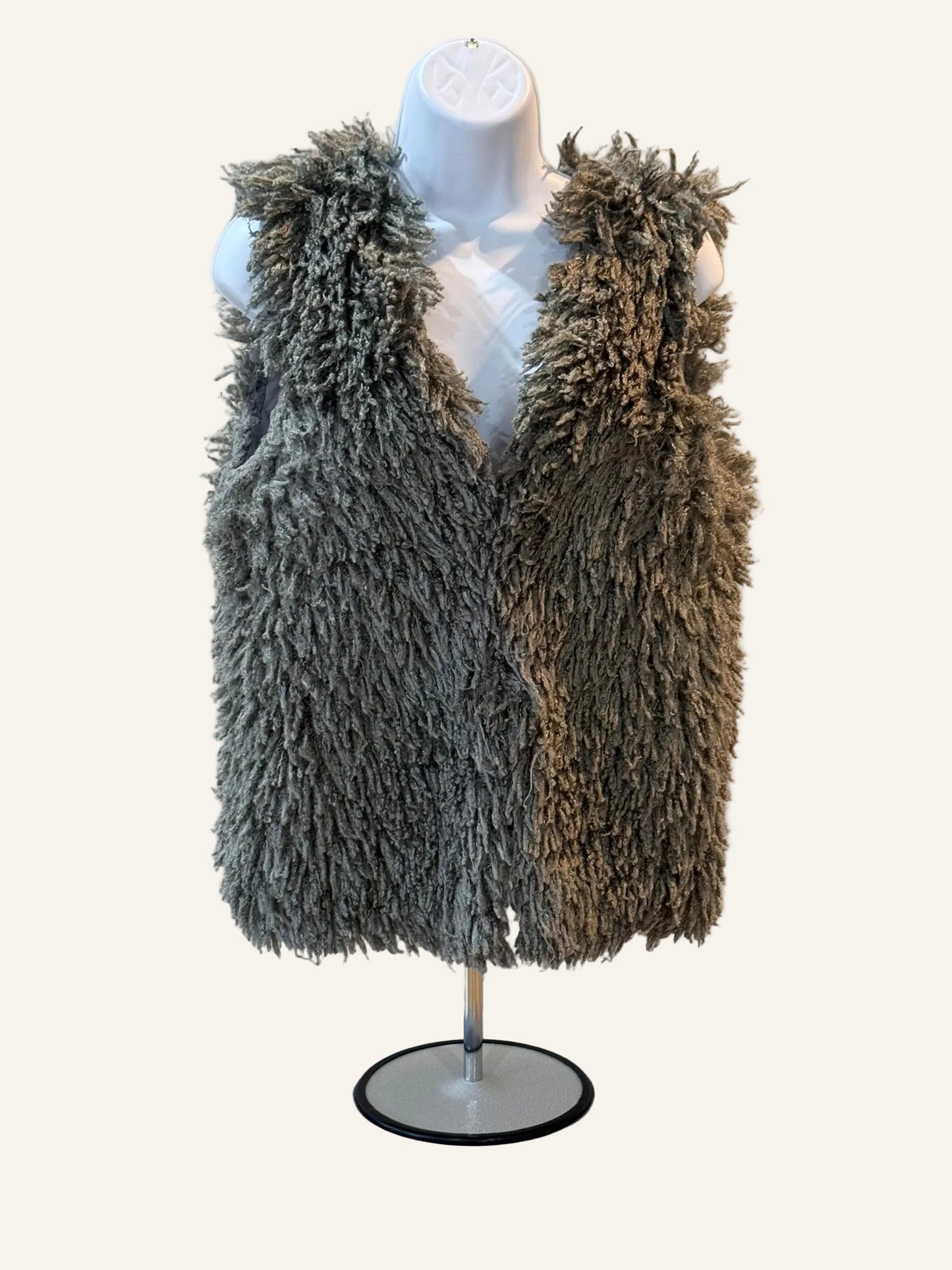 Simply Vera by Vera Wang Gray Faux Fur Vest