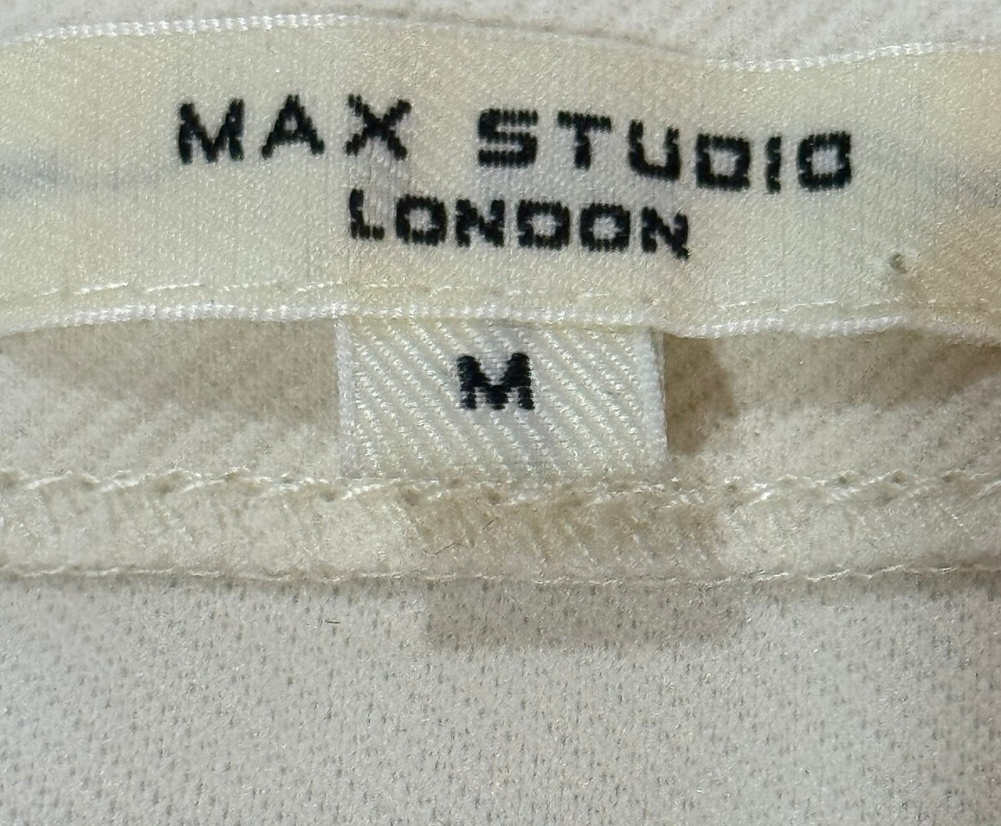 Max Studio London Cream Sleeveless Stop