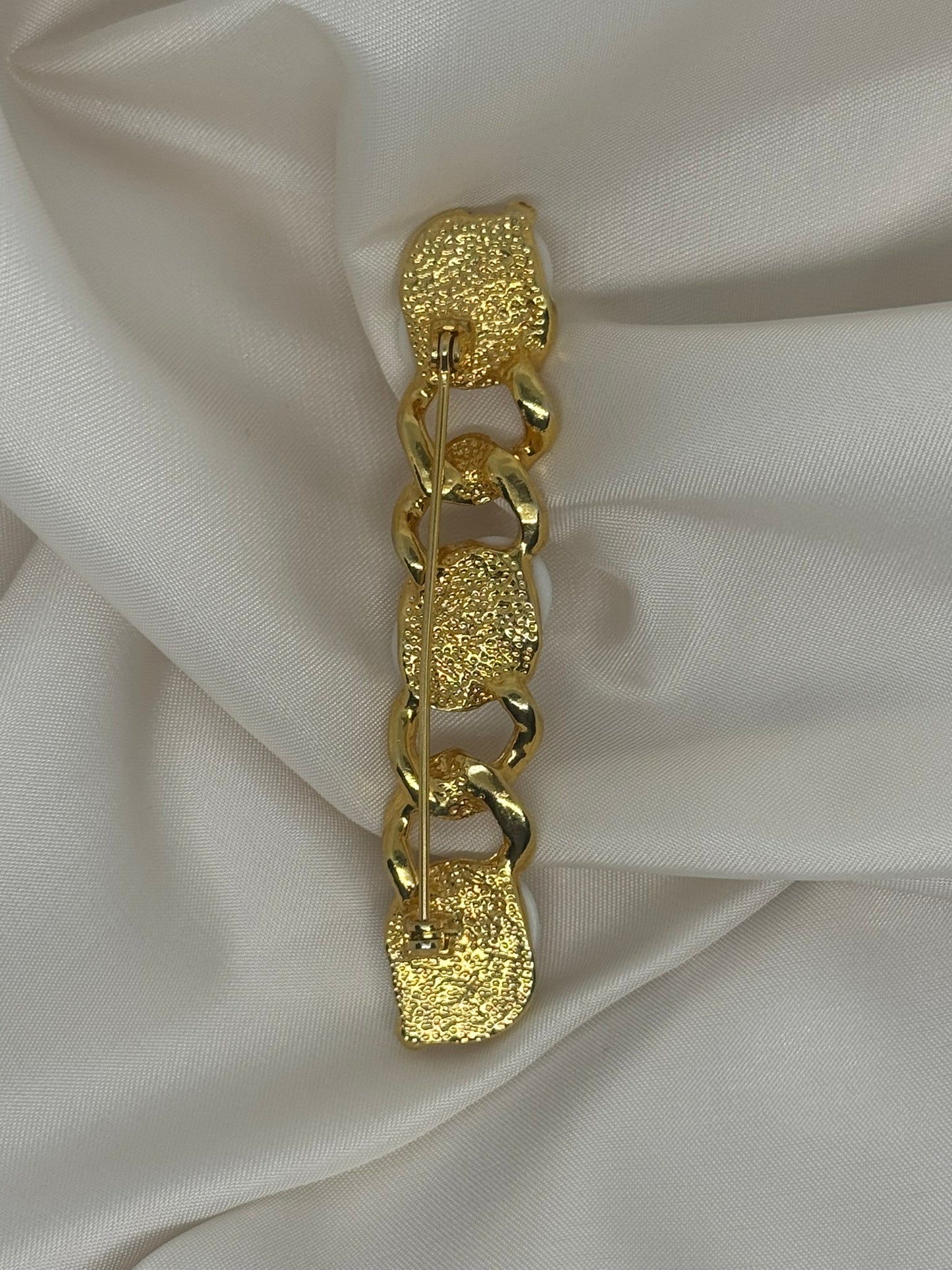Vintage Faux Pearl and Gold Bar Brooch