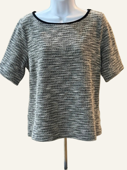 Liz Claiborne Black-White Knit Sweater